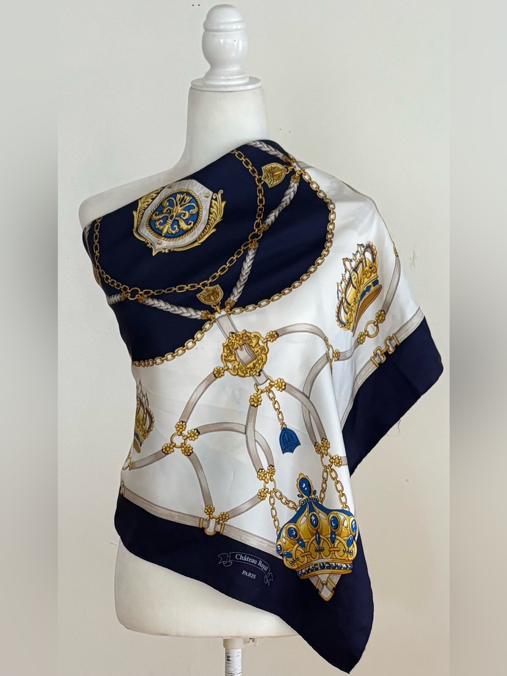 Vintage Château Royal Paris Crown & Chain Motif 100 % Silk Square Scarf